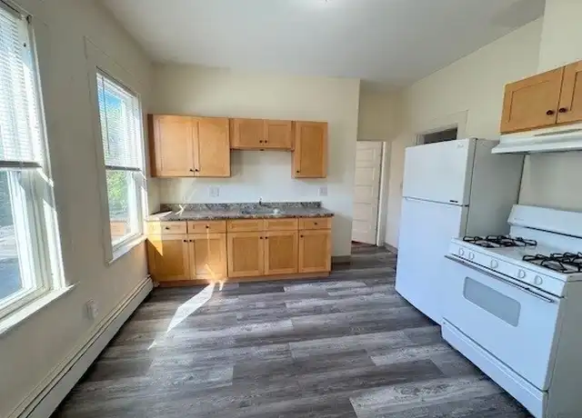 Property at 144-146 Cypress St Unit 3, Brookline, MA, 02445, 4 beds, 1 bath, [object Object]