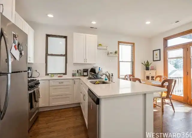 Property at 1753 W Cornelia Ave #2, Chicago, IL, 60657, 3 beds, 2 baths, [object Object]