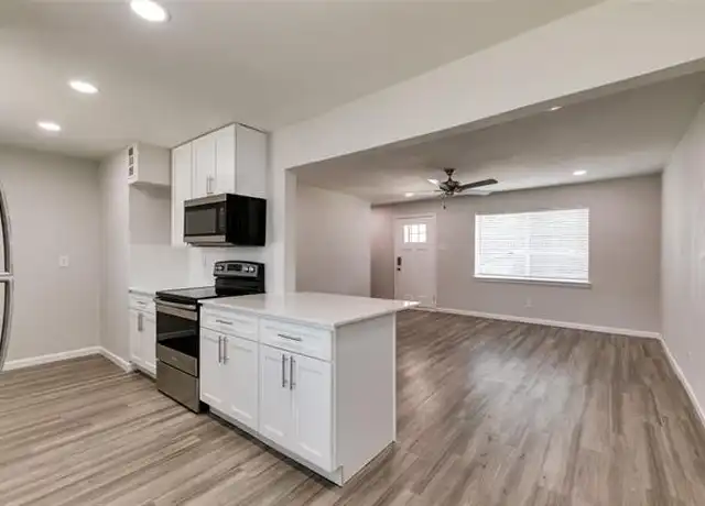 Property at 5444 Gaston Ave #106, Dallas, TX, 75214, 2 beds, 1.5 baths, [object Object]