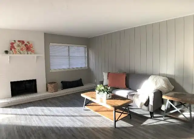 Property at 301 Hal Muldrow Dr, Norman, OK, 73069, 1 bed, 1 bath, [object Object]