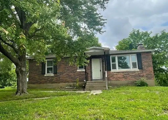 Property at 156 S Minnesota St, Cape Girardeau, MO, 63703, 3 beds, 1 bath, [object Object]
