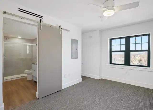 Property at 3835 Main St Unit 505, Kansas City, MO, 64111, 1 bed, 1 bath, [object Object]