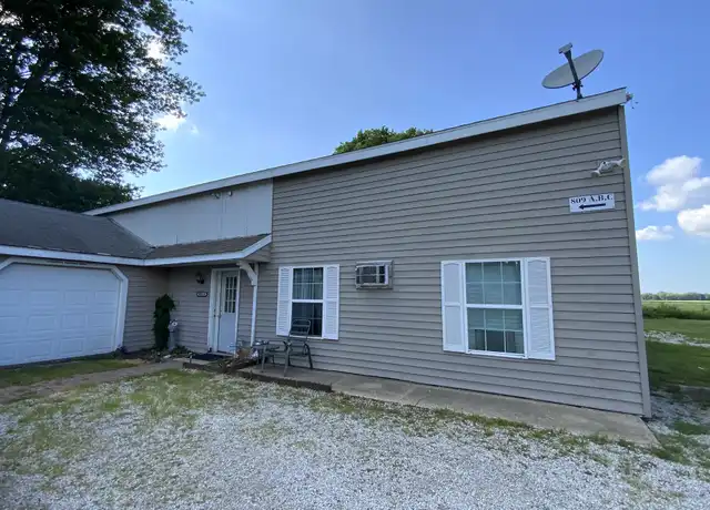 Property at 809 E 14th St Unit A, Georgetown, IL, 61846, 1 bed, 1 bath, [object Object]
