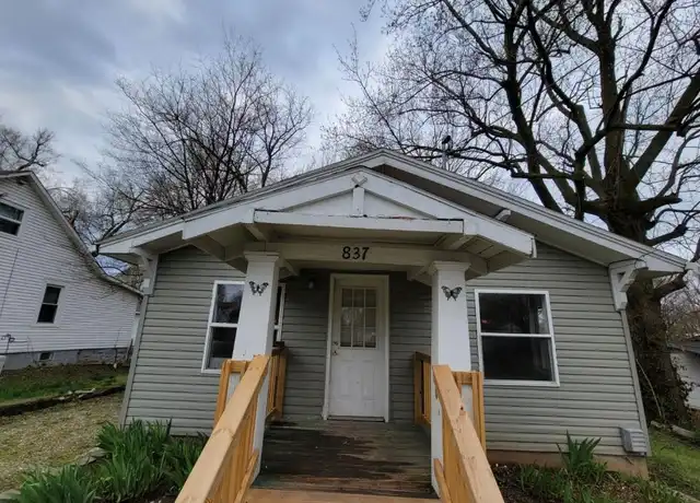 Property at 837 S Ferguson Ave, Springfield, MO, 65806, 2 beds, 1 bath, [object Object]