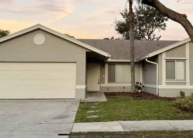 Property at 5810 NW 37th Ave, Coconut Creek, FL, 33073, 3 beds, 2 baths, [object Object]