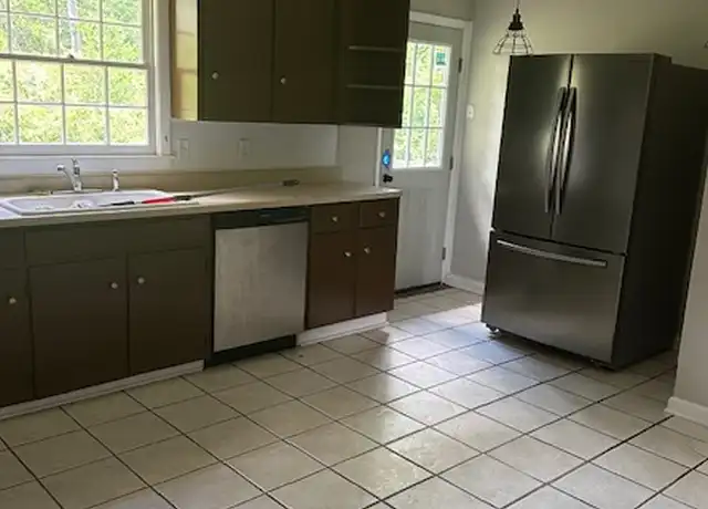 Property at 5 Cromartie Dr, Statesboro, GA, 30458, 4 beds, 3 baths, [object Object]