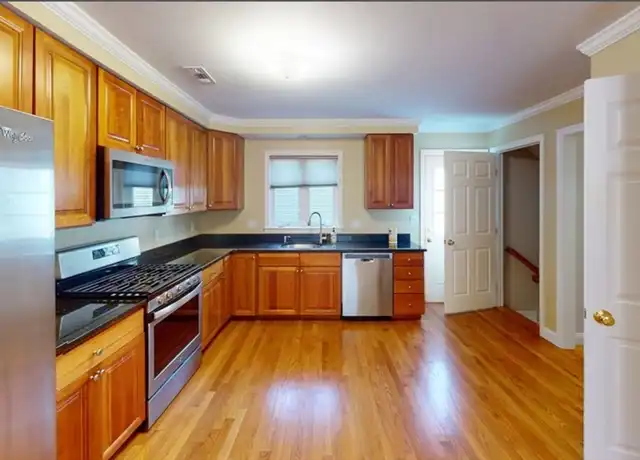 Property at 42 Francis St Unit 0, Waltham, MA, 02451, 3 beds, 2.5 baths, [object Object]