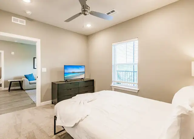 Photo of 3050 Steeple Cir, Cape Coral, FL 33909
