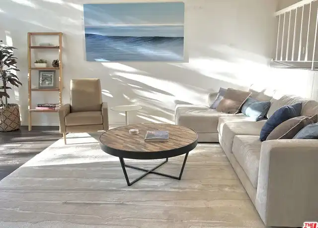 Property at 17156 Palisades Cir, Pacific Palisades, CA, 90272, 2 beds, 2.5 baths, [object Object]