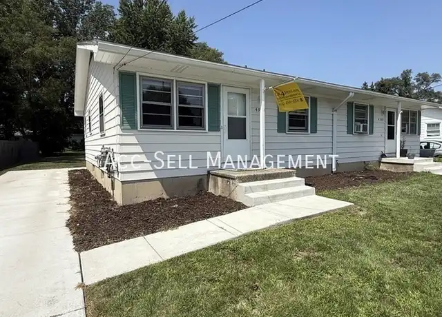 Property at 4325 Stuart Ave SE, Grand Rapids, MI, 49508, 2 beds, 1 bath, [object Object]