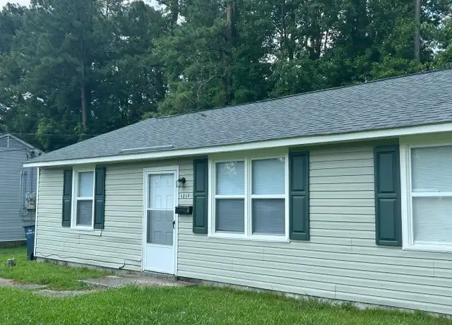 Property at 1217 Davis St, Jacksonville, NC, 28540, 2 beds, 1 bath, [object Object]