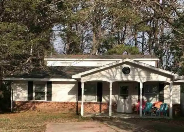 Property at 605 Juno Ct, Raleigh, NC, 27610, 5 beds, 2.5 baths, [object Object]