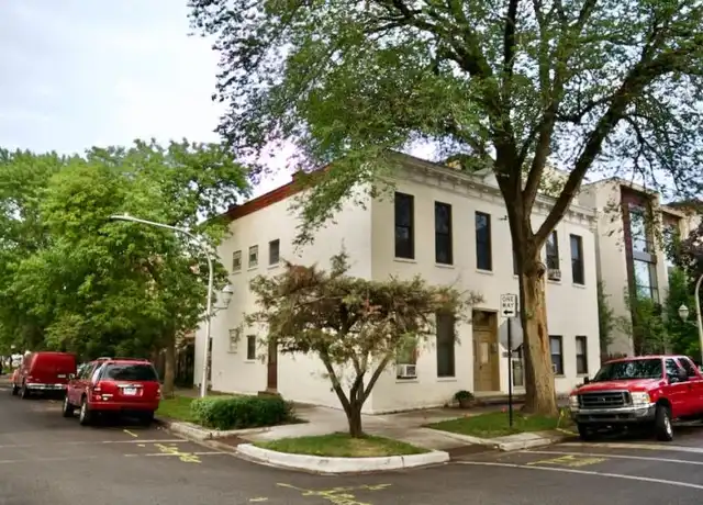Property at 2825 W Shakespeare Ave, Chicago, IL, 60647, 2 beds, 1 bath, [object Object]