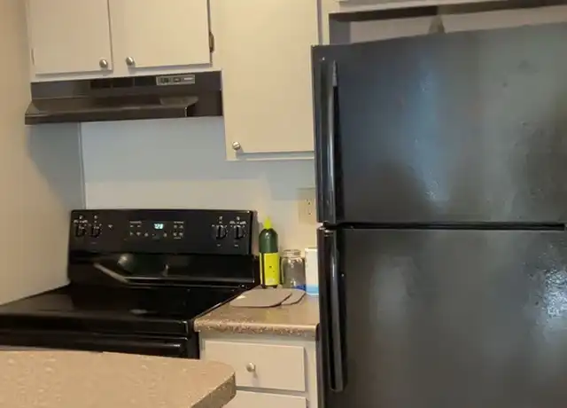 Property at Apartments at Sunset - 1000 Columbine Dr, Frederick, MD, 21701, 1-2 bed, 1-2 bath, [object Object]