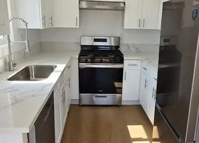 Property at 1308 N Poinsettia Pl Unit 6, Los Angeles, CA, 90046, 2 beds, 2 baths, [object Object]