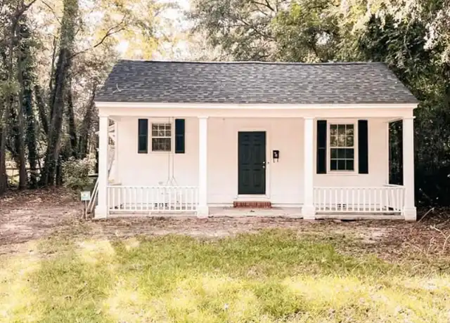 Property at 527 S Edisto Dr, Florence, SC, 29501, 2 beds, 1.5 baths, [object Object]