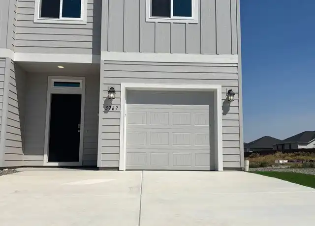Property at 3767 S Roosevelt Pl, Kennewick, WA, 99338, 3 beds, 2.5 baths, [object Object]