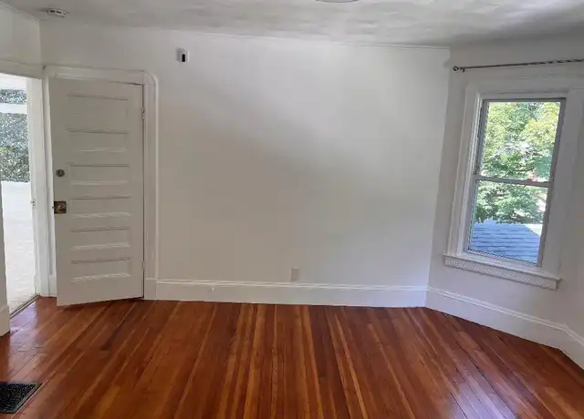 Property at 167-169 Pineywoods Ave, Springfield, MA, 01108, 3 beds, 1 bath, [object Object]