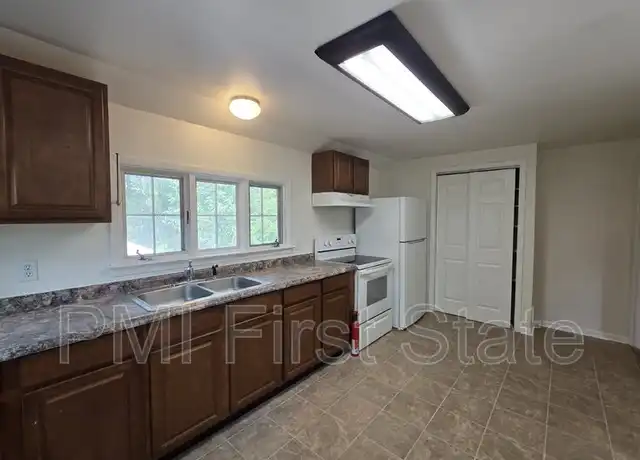 Property at 24 Deer Run Dr, Newark, DE, 19702, 2 beds, 1 bath, [object Object]