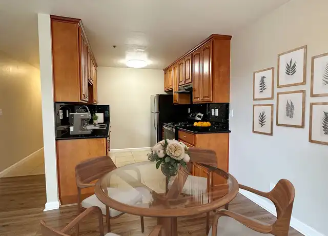 Property at Sunhill Apartments - 25836 Hayward Blvd, Hayward, CA, 94542, 1-2 bed, 1-2 bath, [object Object]