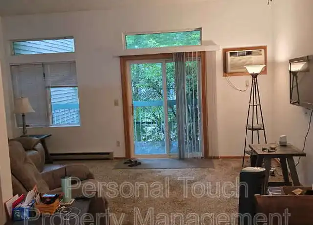 Property at 1006 4th Ave S Unit B, Fargo, ND, 58103, 2 beds, 1 bath, [object Object]