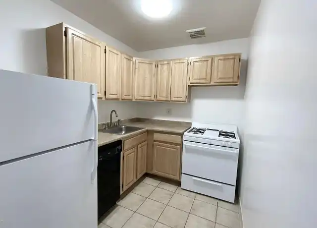Property at 1435 Newton St NW Unit 213, Washington, DC, 20010, 0 beds, 1 bath, [object Object]
