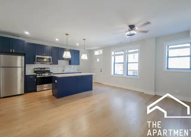 Property at 2028 W Montrose Ave Unit 2A, Chicago, IL, 60618, 2 beds, 1 bath, [object Object]