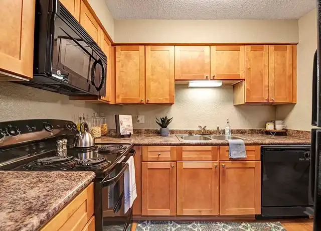 Property at Signal Pointe - 2500 Howell Branch Rd, Winter Park, FL, 32792, 1-3 bed, 1-2 bath, [object Object]