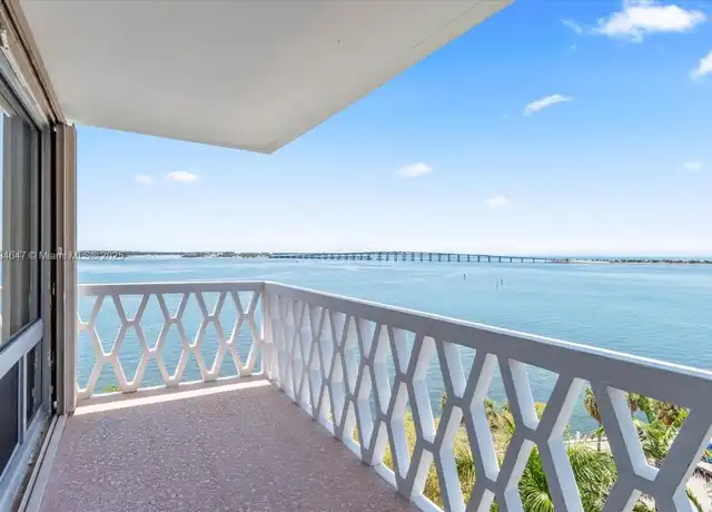 Property at 1430 Brickell Bay Dr #805, Miami, FL, 33131, 2 beds, 2 baths, [object Object]