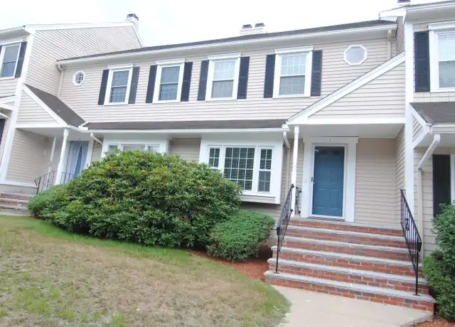 Property at 7 Cadogan Way, Nashua, NH, 03062, 2 beds, 2.5 baths, [object Object]