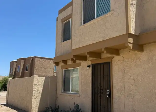 Property at 4023 S 44th Way, Phoenix, AZ, 85040, 3 beds, 1 bath, [object Object]