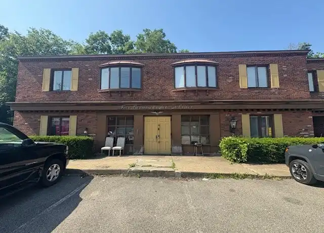 Property at 528 Saint Clair Ave Unit 2A, Clairton, PA, 15025, 2 beds, 1 bath, [object Object]
