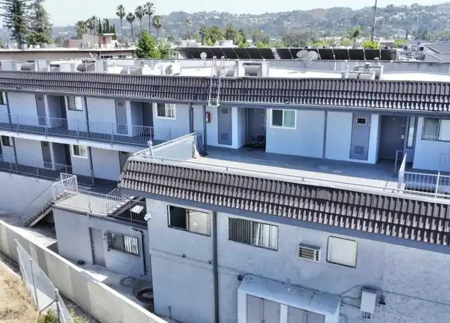 Property at 4648 Tilden Ave, Sherman Oaks, CA, 91423, 2 beds, 1 bath, [object Object]