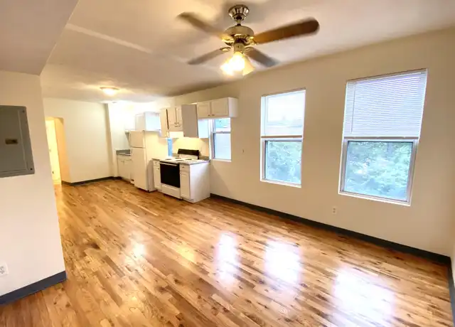 Property at 840 Huntington Ave Unit 2, Boston, MA, 02115, 3 beds, 1 bath, [object Object]