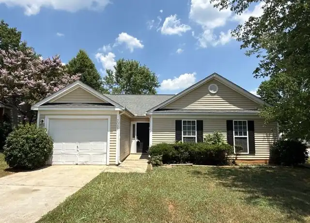 Property at 7037 Breeders Cup Cir, Charlotte, NC, 28215, 3 beds, 2 baths, [object Object]