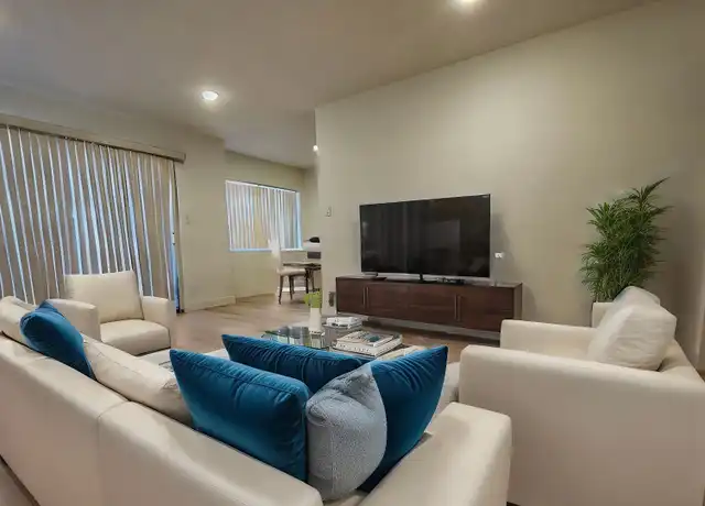 Property at 11938 Goshen Ave Unit 8, Los Angeles, CA, 90049, 1 bed, 1 bath, [object Object]