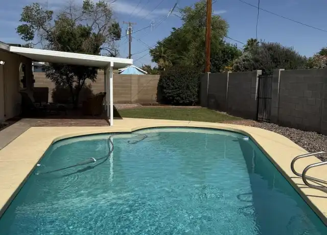 Property at 6213 E Earll Dr, Scottsdale, AZ, 85251, 3 beds, 2 baths, [object Object]