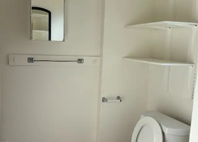 Property at 17 Cottage Ave Apt 2, Sandy, UT, 84070, 1 bed, 1 bath, [object Object]