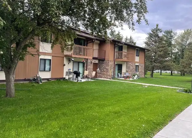Property at West Meadow Apartments - 1322 Meadow Ln, Edgerton, WI, 53534, 1 bed, 1 bath, [object Object]