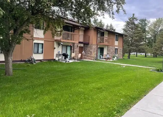 Property at West Meadow Apartments - 1322 Meadow Ln, Edgerton, WI, 53534, 1 bed, 1 bath, [object Object]