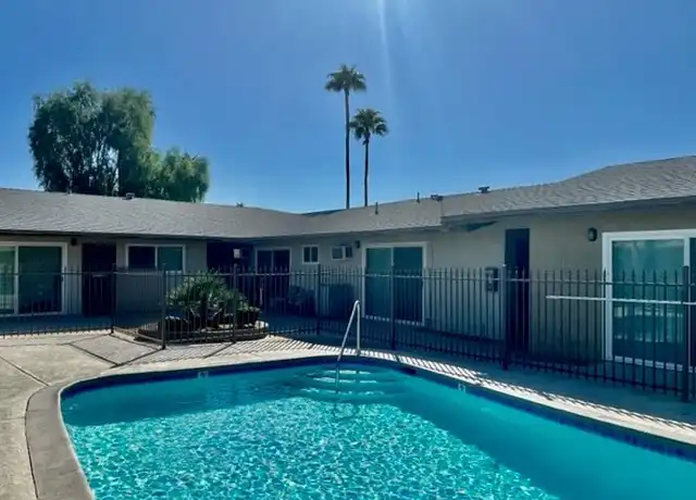 Property at 685 East Vista Chino Unit 2, Palm Springs, CA, 92262, 1 bed, 1 bath, [object Object]