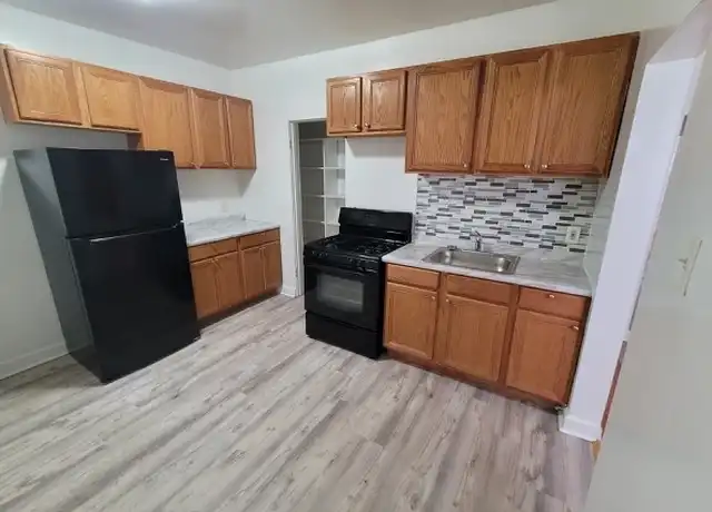 Property at 6946 S Crandon Ave, Chicago, IL, 60649, 1 bed, 1 bath, [object Object]