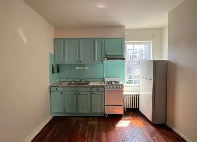 Property at 625 S 10th St Unit 3F, Philadelphia, PA, 19147, 1 bed, 1 bath, [object Object]