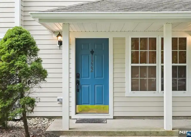 Property at 1222 Richmond Rd, Mahwah, NJ, 07430, 3 beds, 2 baths, [object Object]