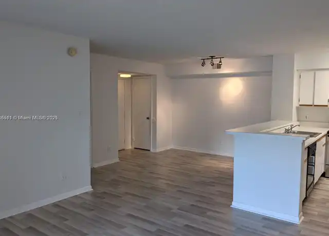 Property at 560 S Park Rd Unit 13-7, Hollywood, FL, 33021, 2 beds, 2 baths, [object Object]