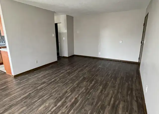 Property at 306 Cook Ave E Unit 202, St Paul, MN, 55130, 1 bed, 1 bath, [object Object]