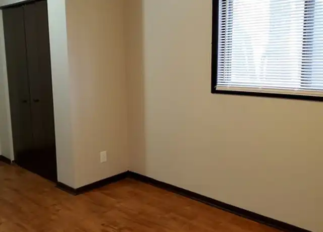 Property at 306 Cook Ave E Unit 202, St Paul, MN, 55130, 1 bed, 1 bath, [object Object]