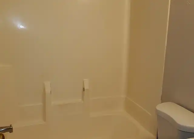 Property at 306 Cook Ave E Unit 202, St Paul, MN, 55130, 1 bed, 1 bath, [object Object]