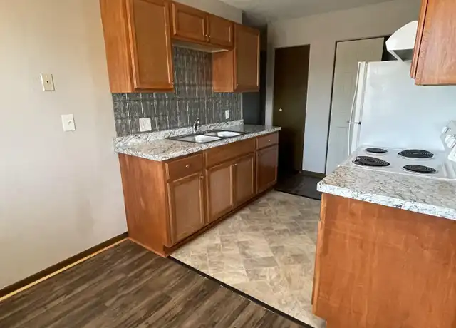 Property at 306 Cook Ave E Unit 202, St Paul, MN, 55130, 1 bed, 1 bath, [object Object]