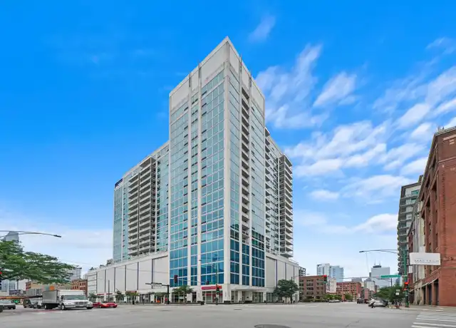 Property at 757 N Orleans St #1305, Chicago, IL, 60654, 1 bed, 1 bath, [object Object]